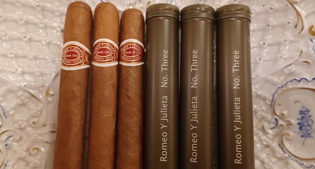 Romeo Julieta No. 3